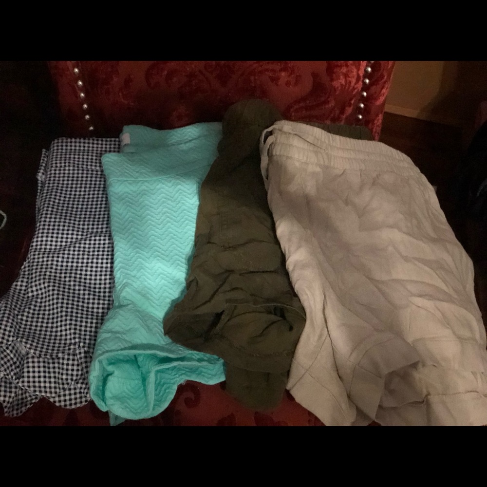 Bundle of shorts